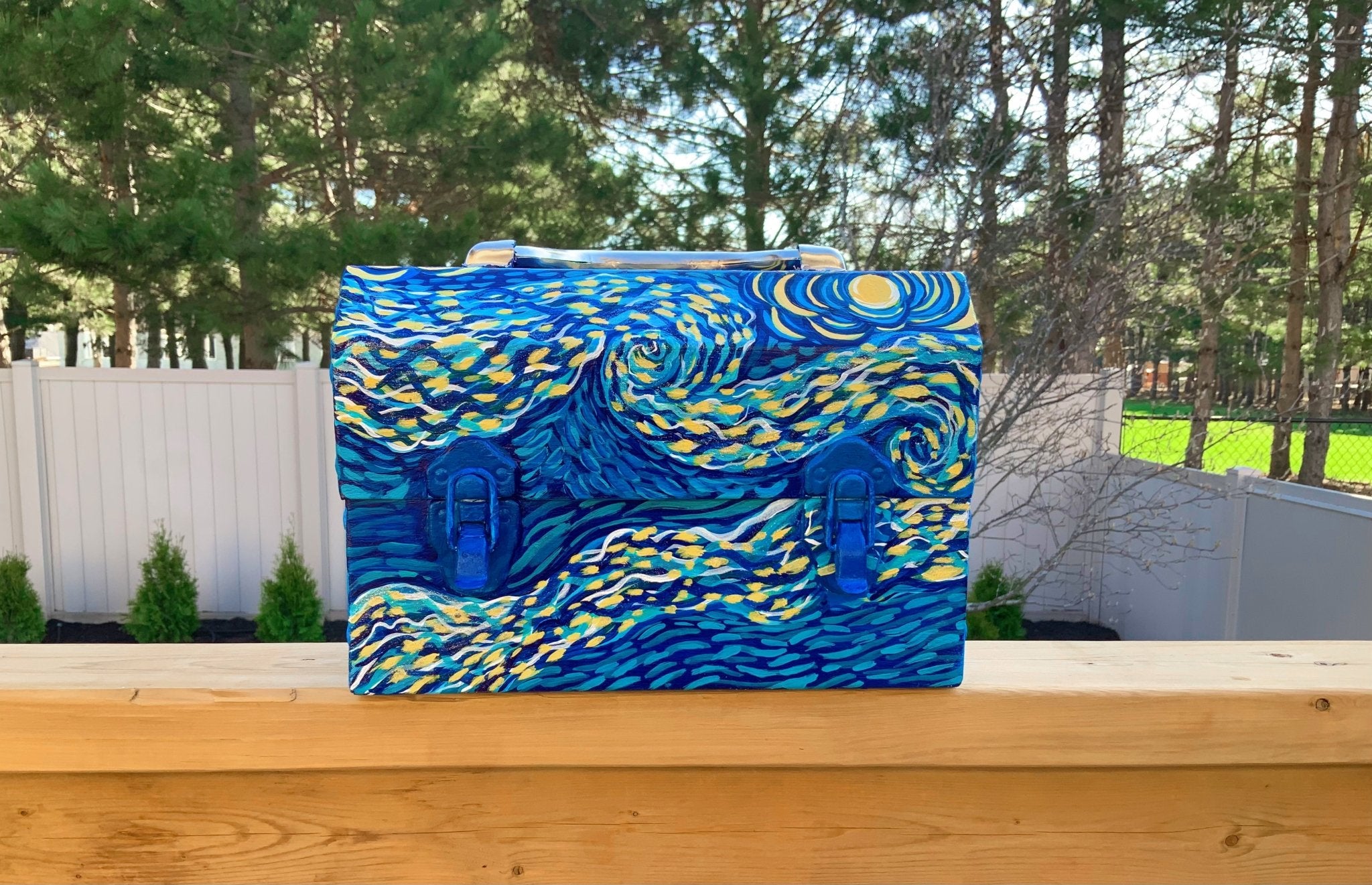 starry night painting on a metal lunchbox from L. May by Louise articulations